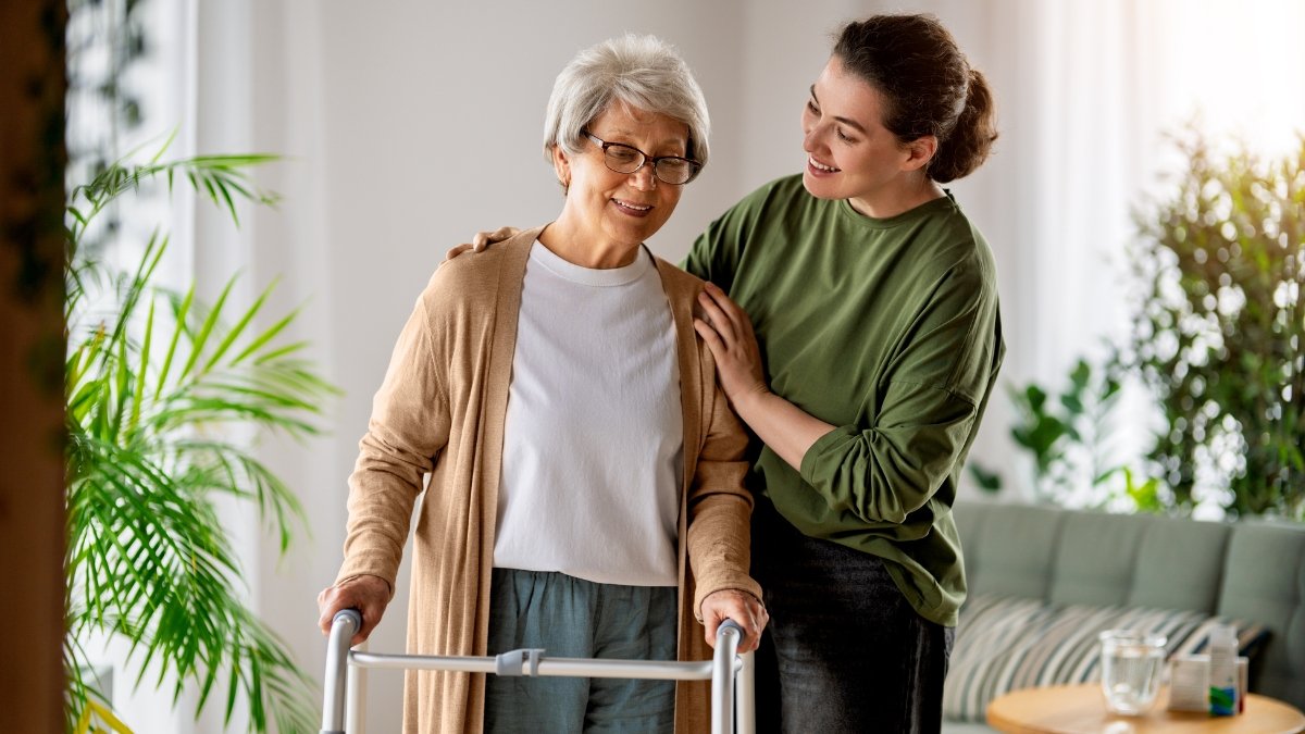 assistants-sociaux-administratifs-aidants-assurance-prialys
